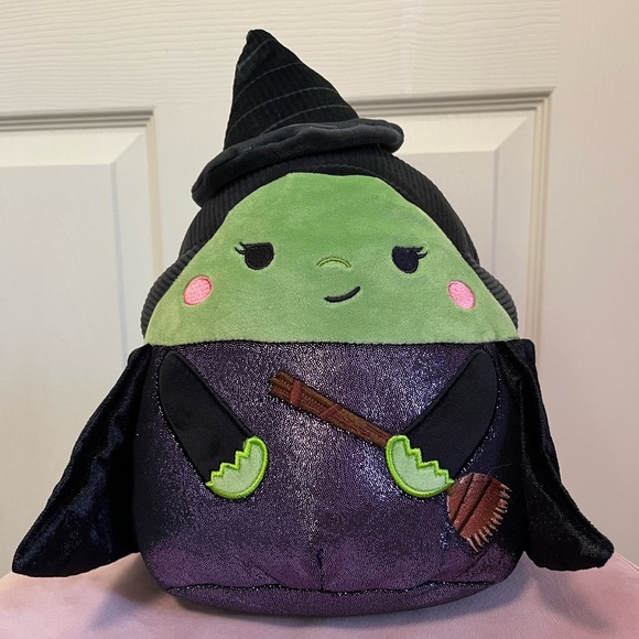 Wicked Elphaba Squishmallow 🧙‍♀️ - Picture 1 of 4